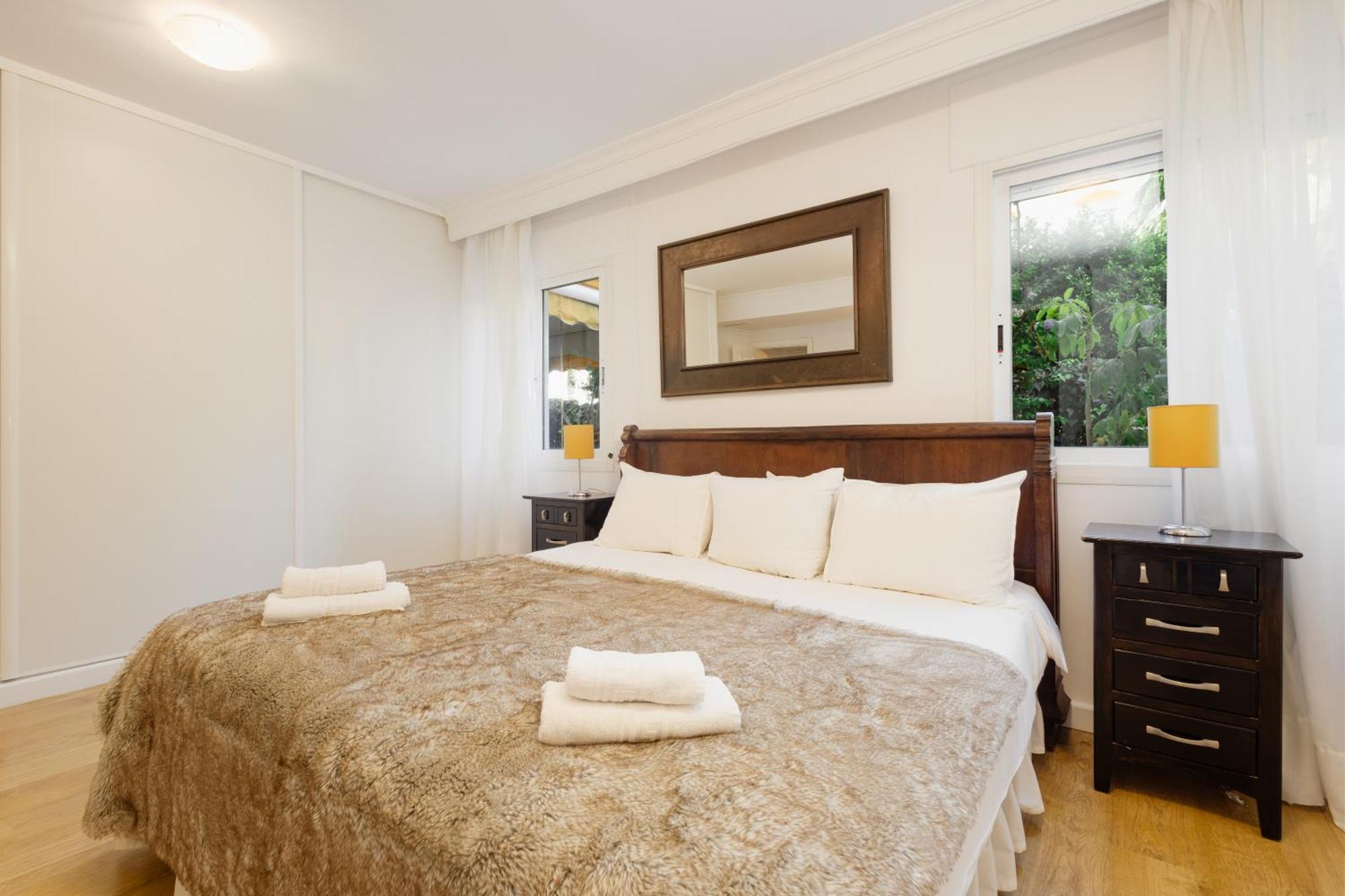 Ground Floor Holiday Apartment With Terrace And Pool In Puerto Banus, מארבלה מראה חיצוני תמונה