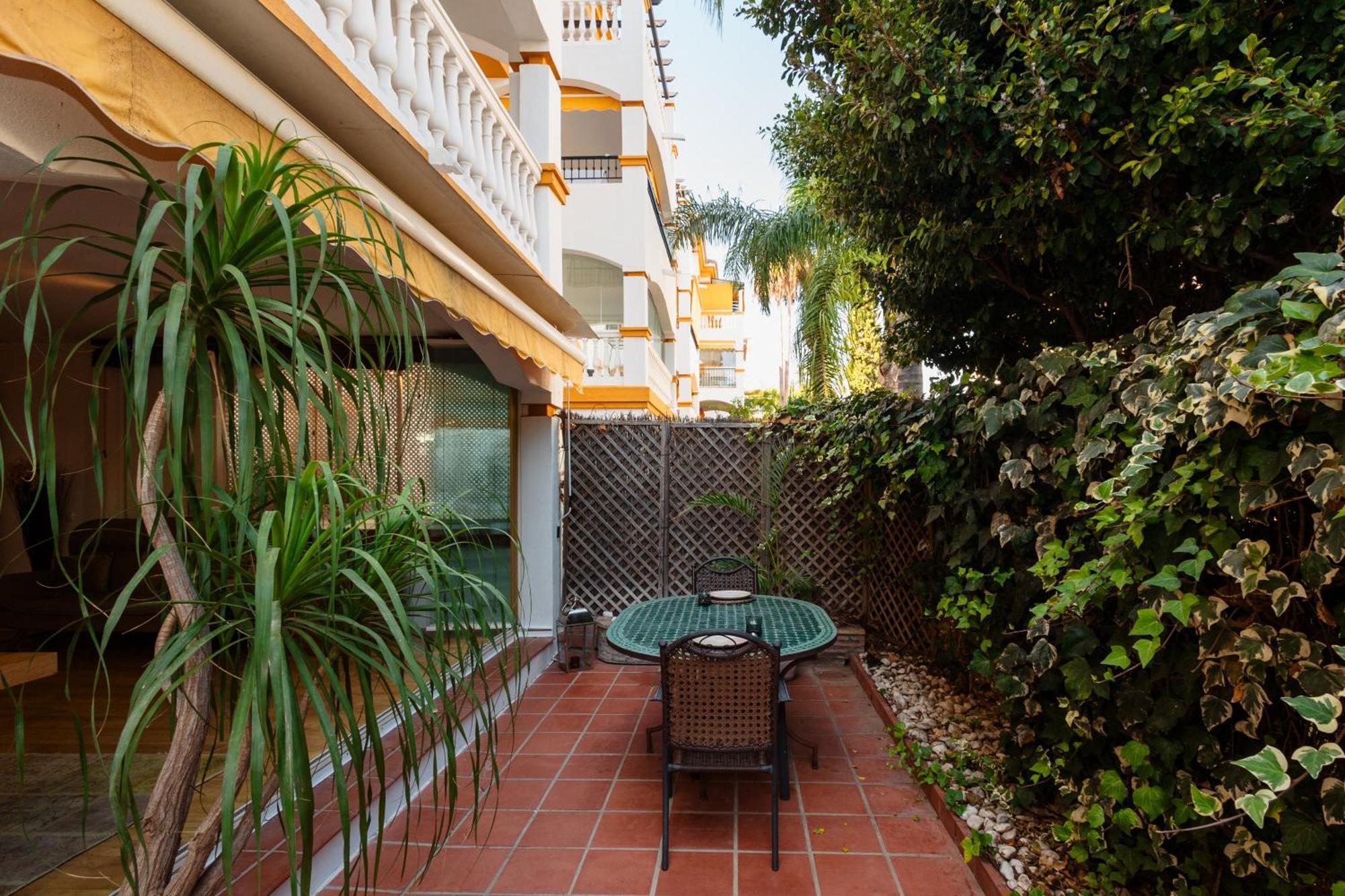 Ground Floor Holiday Apartment With Terrace And Pool In Puerto Banus, מארבלה מראה חיצוני תמונה